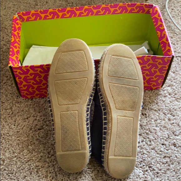 Tory Burch flat shoes - Picture 2 of 3